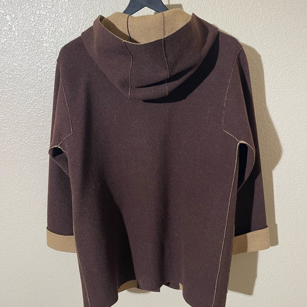 Sold  - Picture 2 of 5